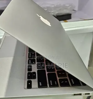 New Laptop Apple MacBook Air 2015 8GB Intel Core I5 SSD 128GB