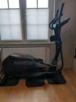 Adidas X21 Elliptical Cross Trainer