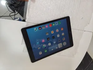New Apple iPad 10.2 (2021) 128 GB