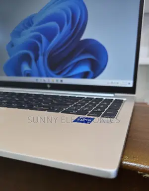 New Laptop HP EliteBook 850 G8 16GB Intel Core I7 SSD 512GB
