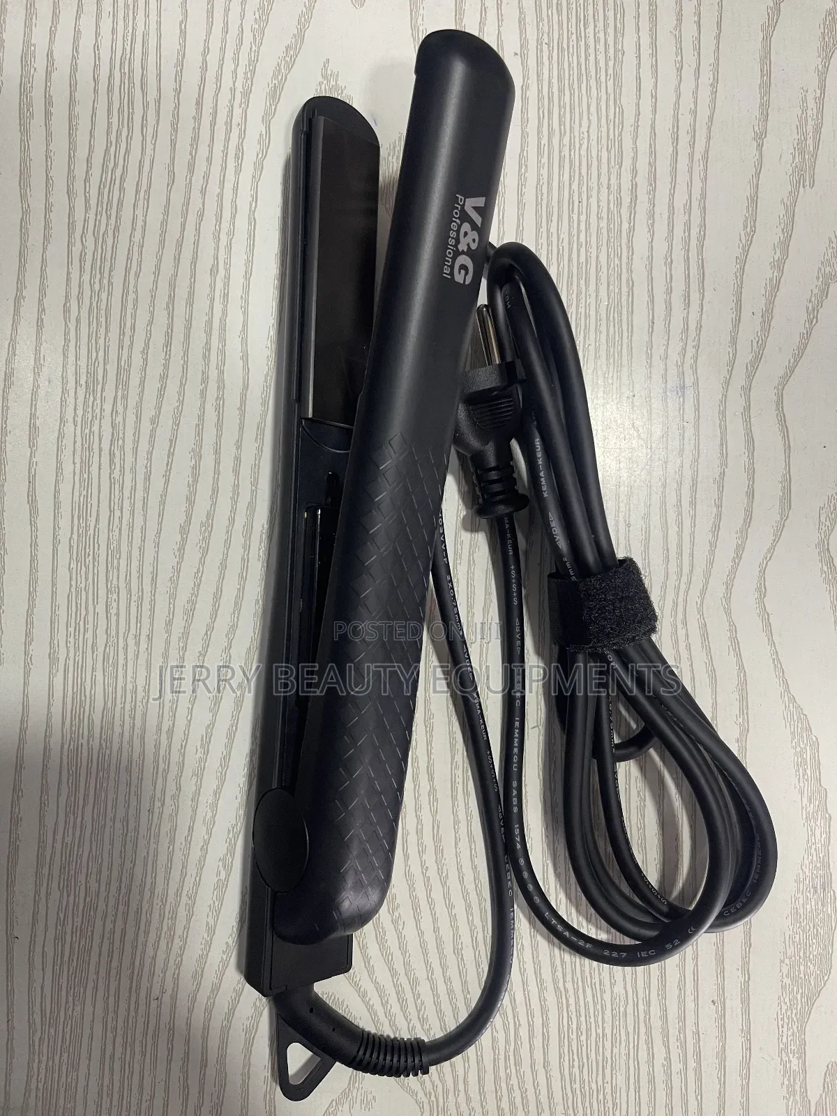 V and G Hair Straightener - Payestra