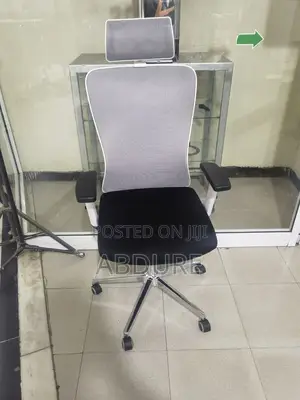 Mesh High Back Chair