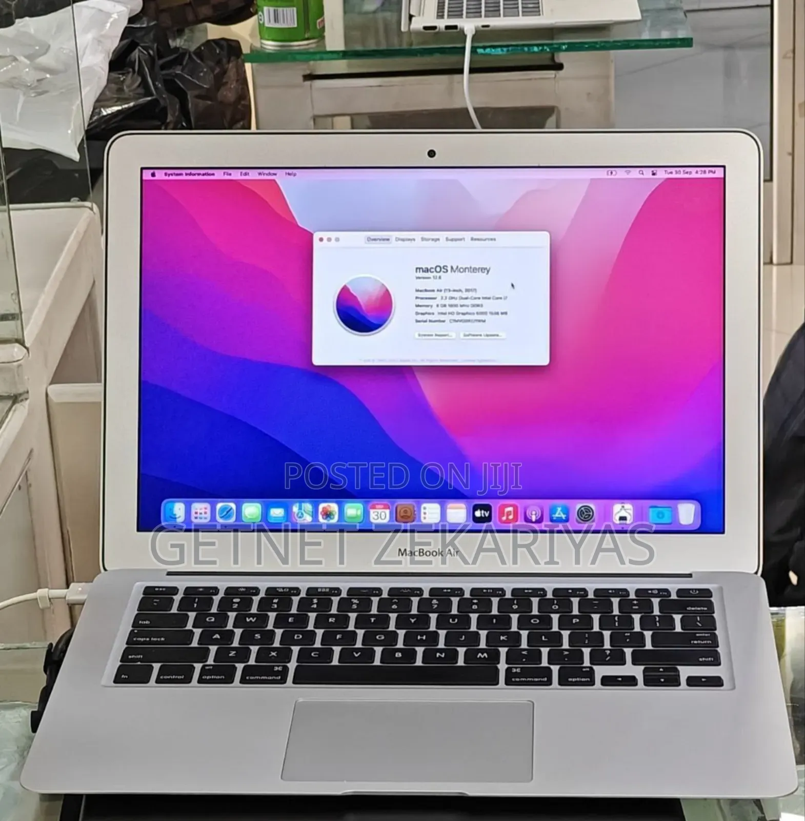 New Laptop Apple MacBook Air 2017 8GB Intel Core I5 SSD 256GB