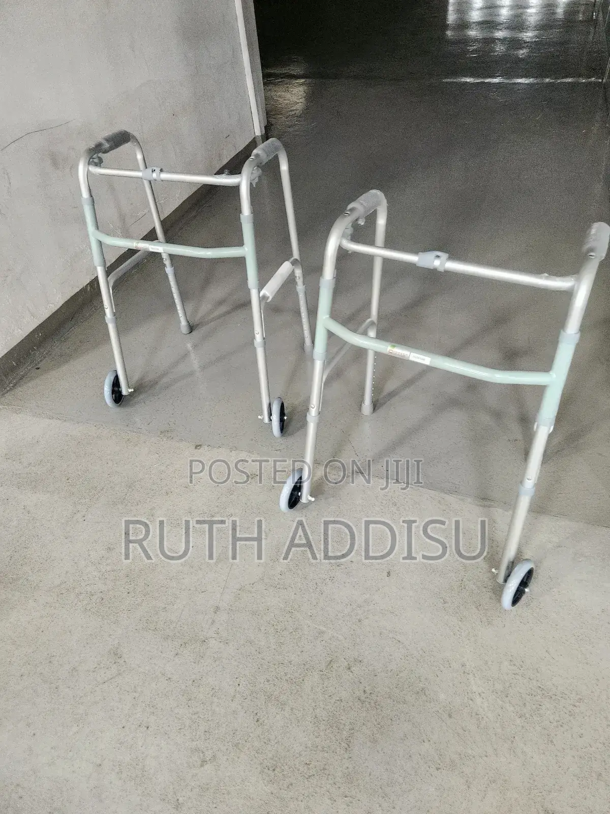 Foldable Walker朱明rand New Walker胺篇wslker朱諾walking Aid for Ealderly New