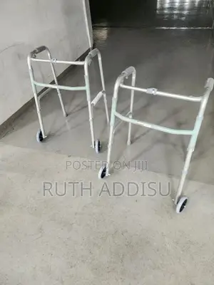 Foldable Walker朱明rand New Walker胺篇wslker朱諾walking Aid for Ealderly New