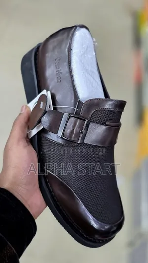 Casual Wear (Synthetic Leather ) Stock Product