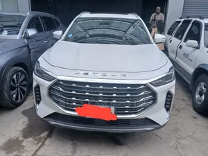 የድርጅት Jetour መኪኖች እንከራያለን