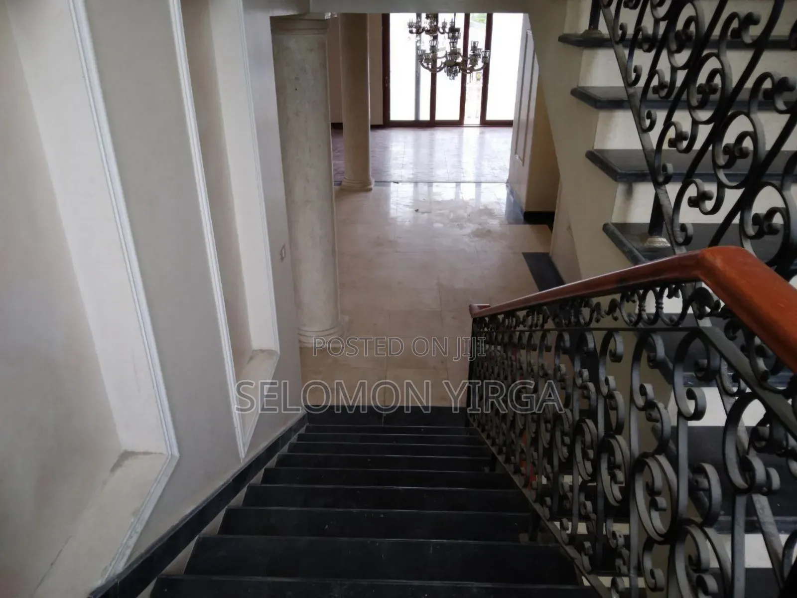 12bdrm House in Adis Ababa, Bole for sale