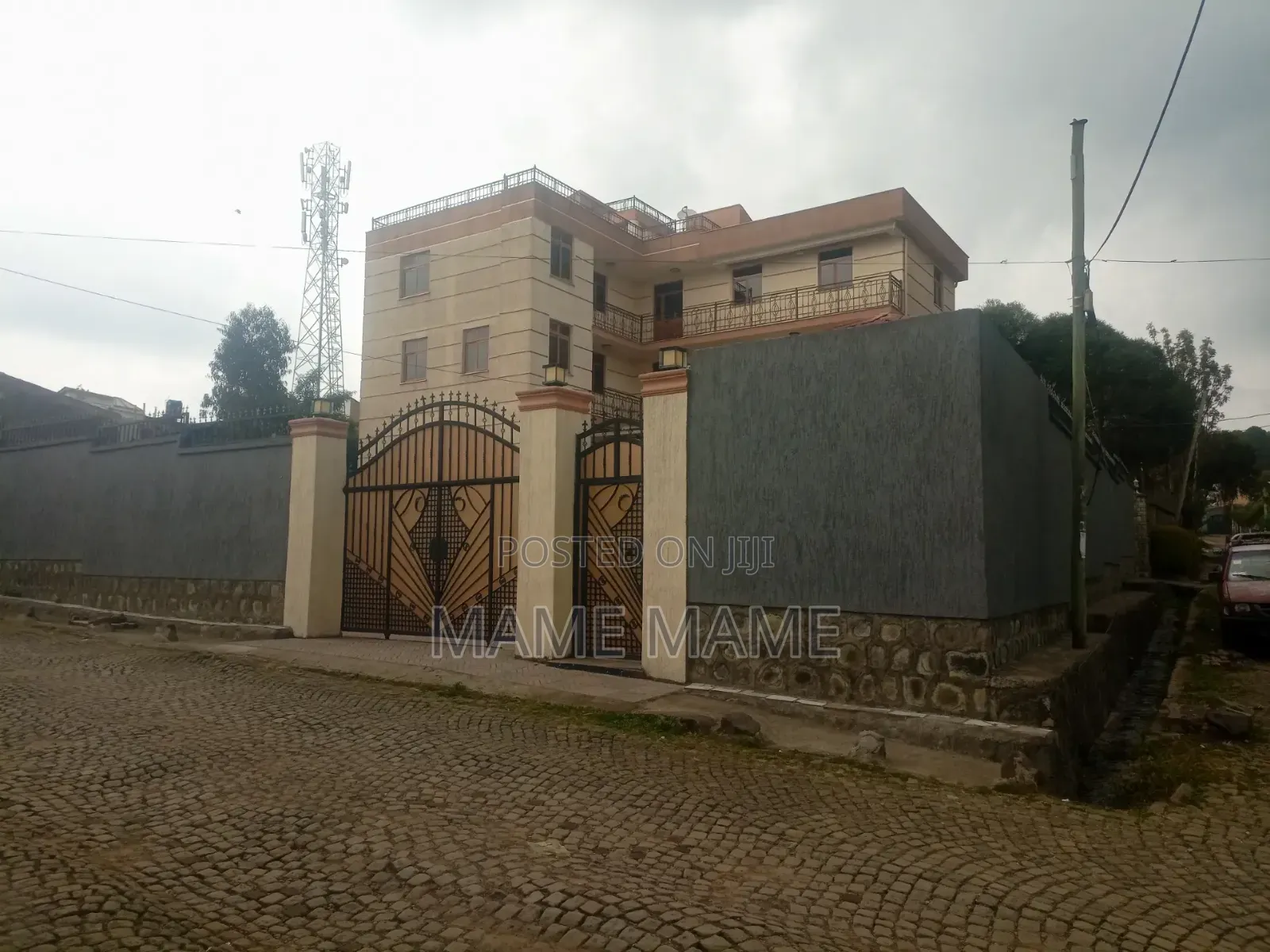 7bdrm House in Addis Abeba, Bole for rent