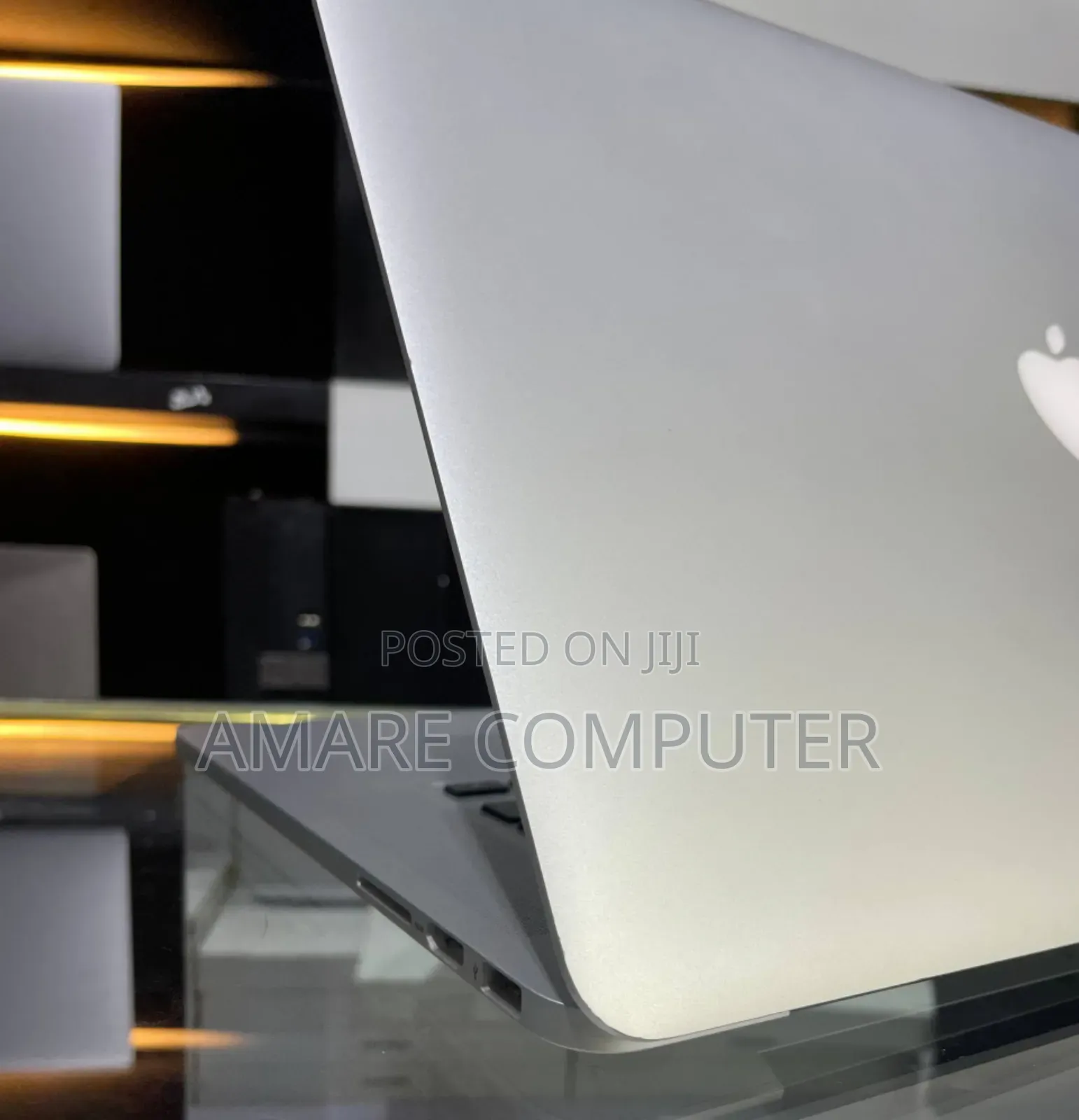 New Laptop Apple MacBook Pro 2015 16GB Intel Core I7 SSD 256GB