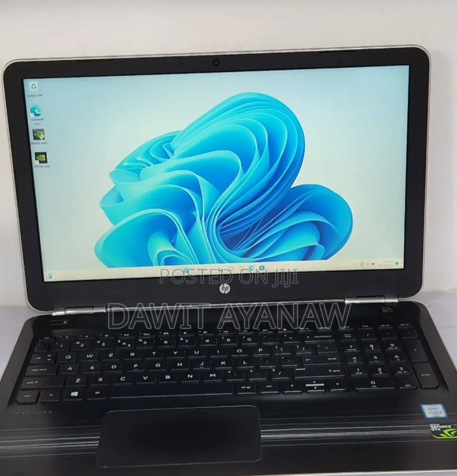 New Laptop HP Pavilion 15 8GB Intel Core I5 SSD 256GB
