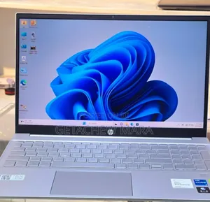 New Laptop HP EliteBook 850 G8 16GB Intel Core I7 SSD 512GB