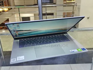 New Laptop Dell Inspiron 15 16GB Intel Core I7 SSD 512GB