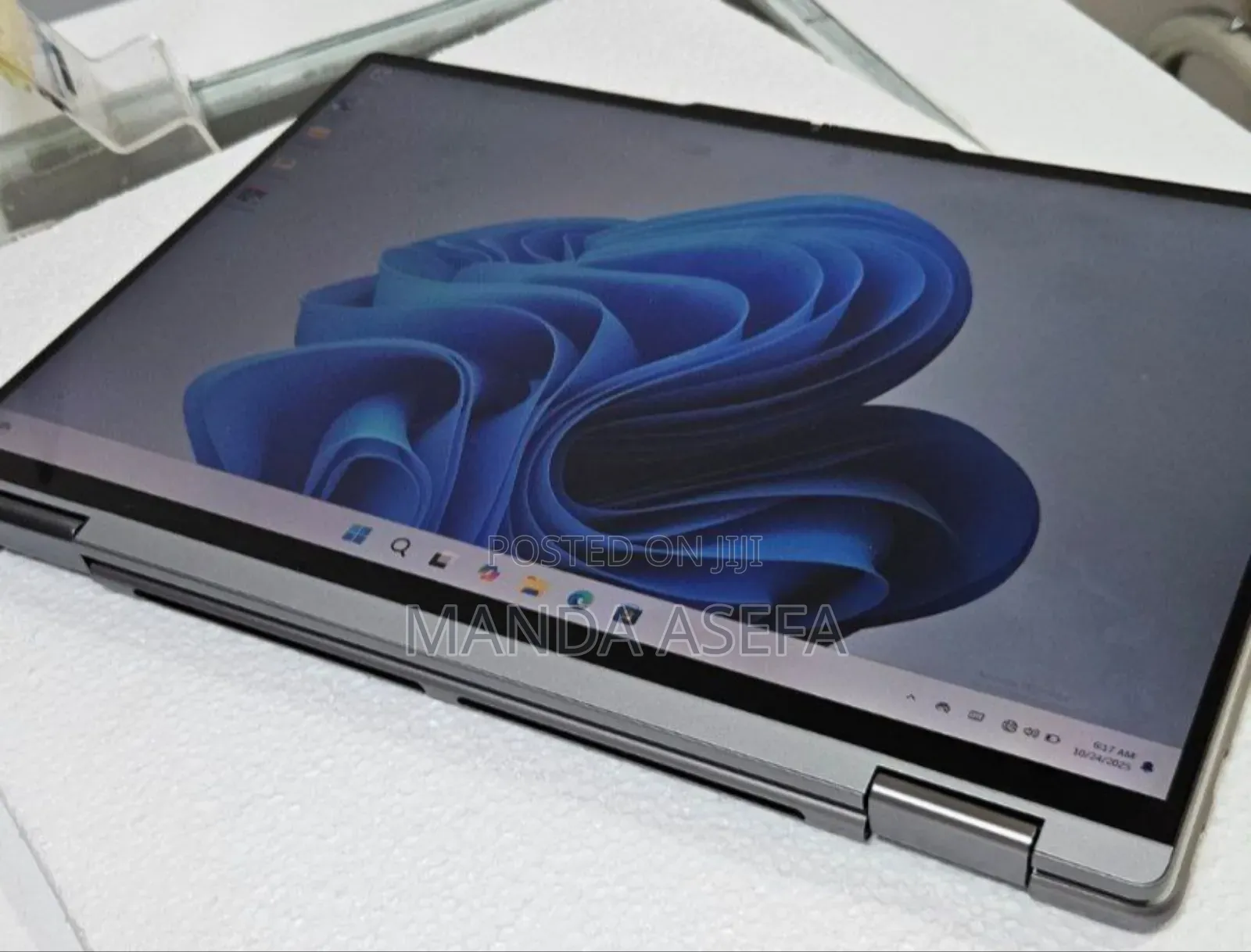 New Laptop Lenovo Yoga 7i 16GB Intel Core I7 SSD 512GB