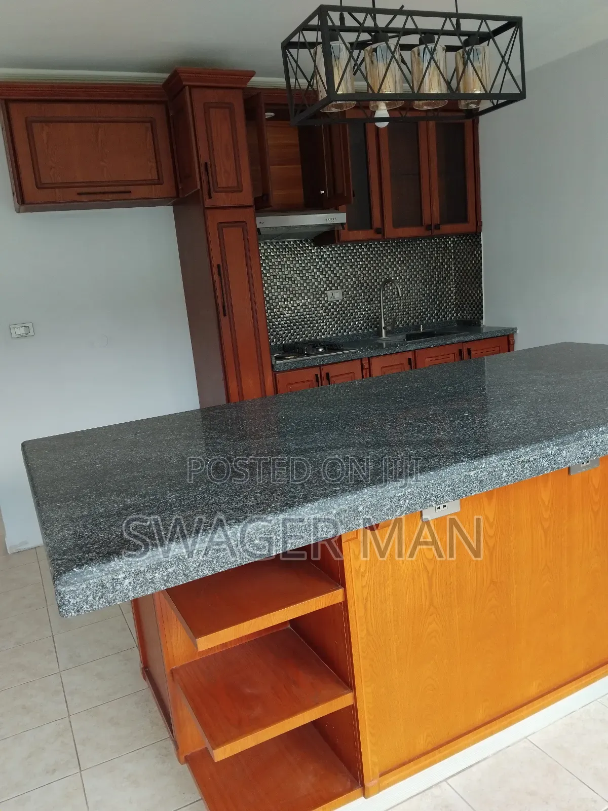 Furnished 6bdrm Townhouse / Terrace in Ccd, Yeka for rent