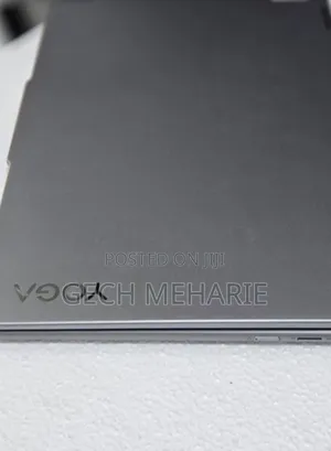 New Laptop Lenovo Yoga 7i 16GB Intel Core I7 SSD 512GB