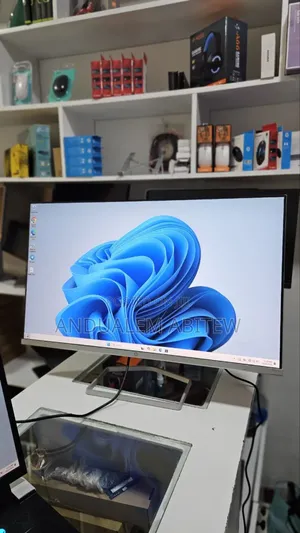 New Hp 27 Inch Frameless Monitor