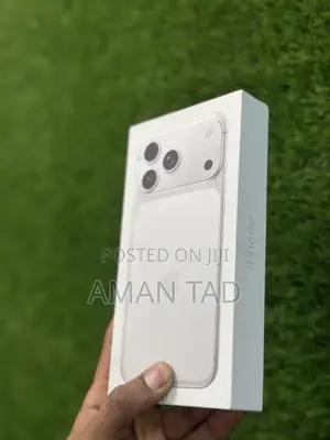 New Apple iPhone 17 Pro Max 256 GB Silver