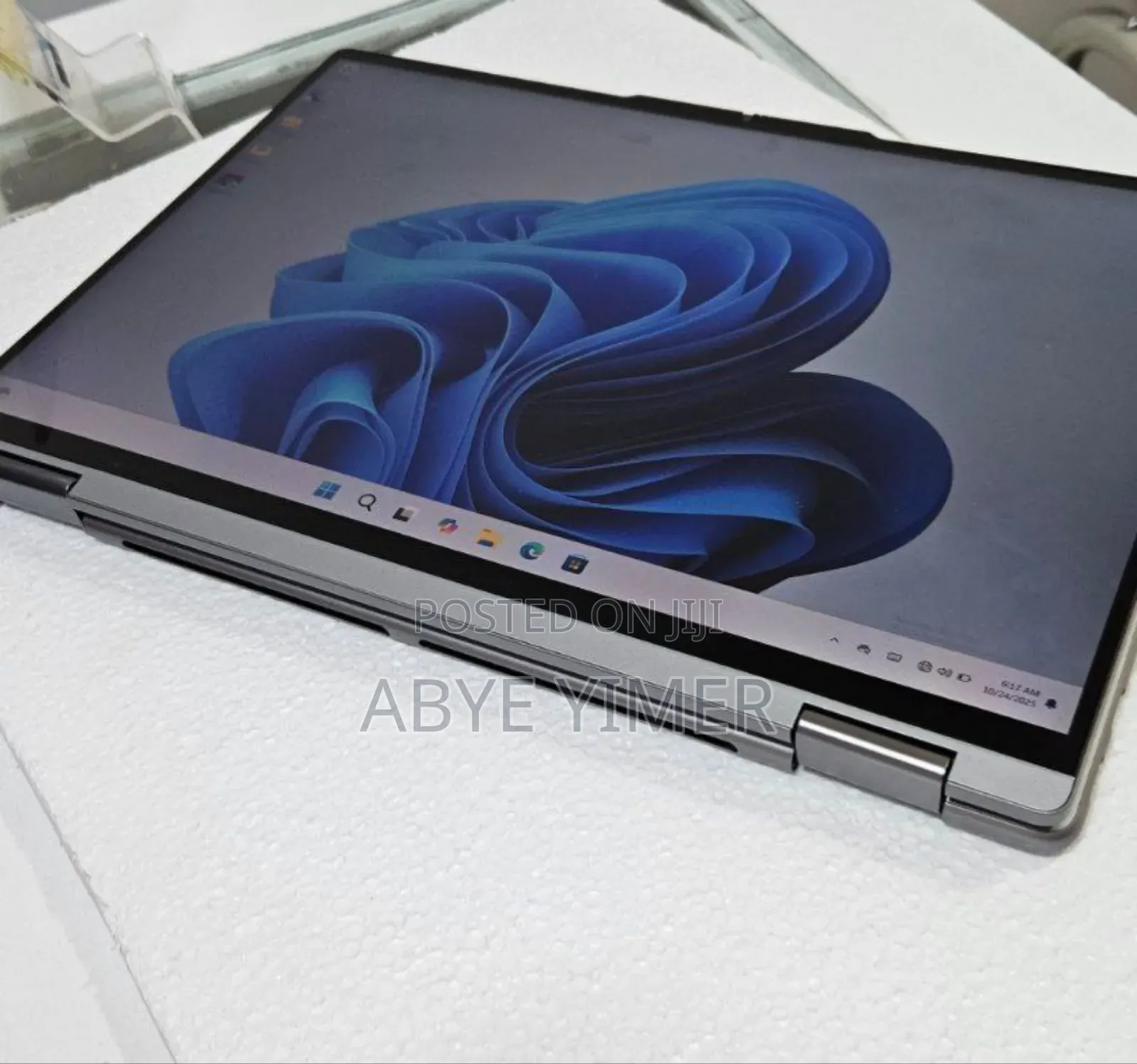 New Laptop Lenovo Yoga 7i 16GB Intel Core I7 SSD 512GB