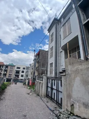 5bdrm House in Garment, Nifas Silk-Lafto for sale