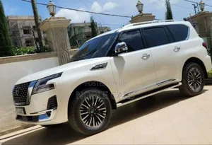 Nissan Patrol 2022 White