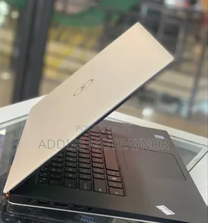 New Laptop Dell XPS 15 16GB Intel Core I7 SSD 512GB