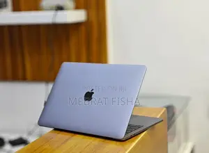 New Laptop Apple MacBook Pro 16GB Intel Core I5 SSD 256GB