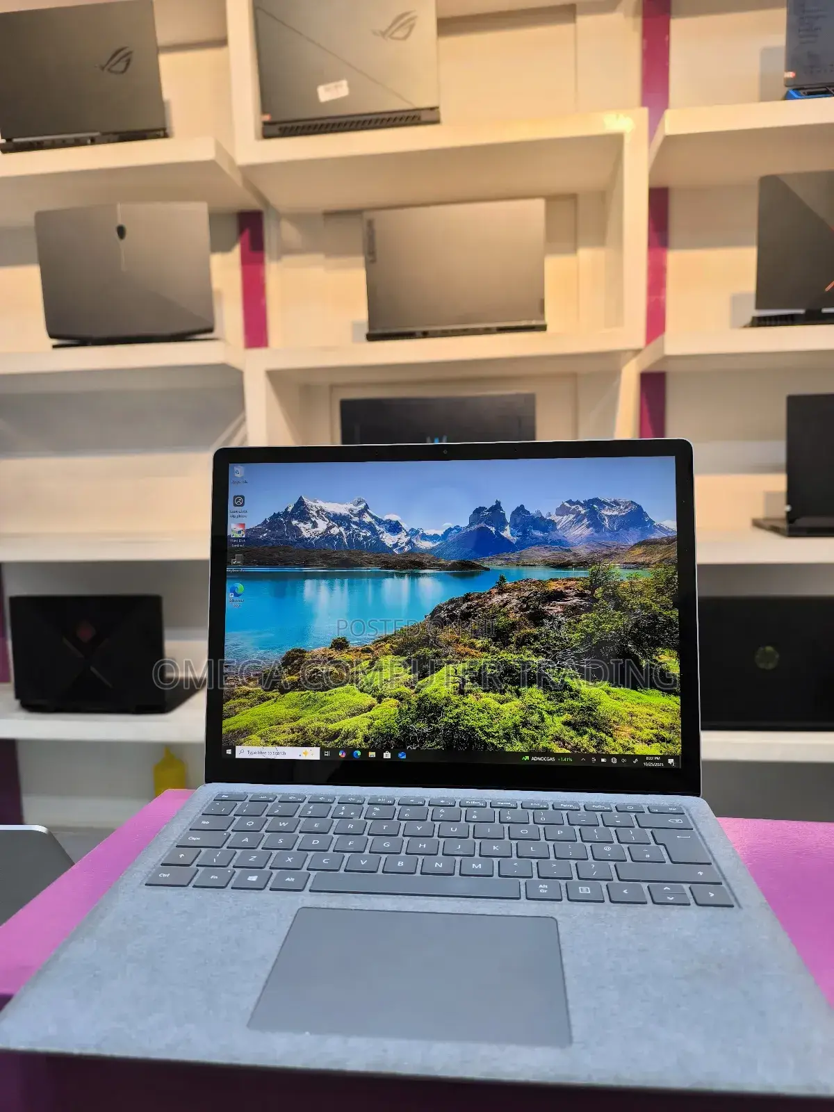 New Laptop Microsoft Surface Book 3 16GB Intel Core i7 SSD 512GB