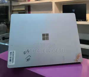New Laptop Microsoft Surface 16GB Intel Core I7 SSD 512GB