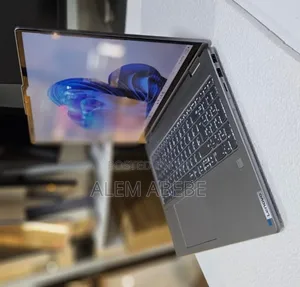 New Laptop Lenovo Yoga 7i 16GB Intel Core I5 SSD 512GB
