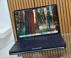 New Laptop Apple MacBook Air 2025 M4 13-Inch 16GB Apple M4 SSD 256GB