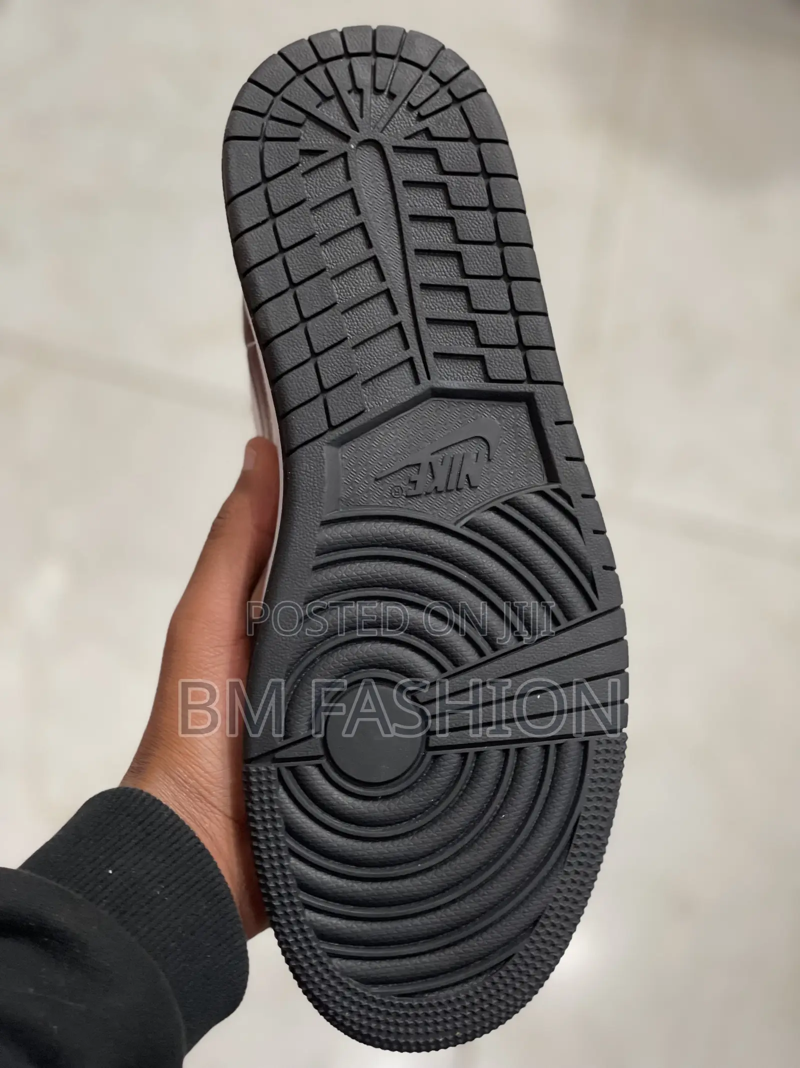 Jordan 1 Low Trainers Black/White Baroque