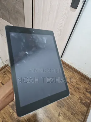 New Apple iPad Air 16 GB Gray