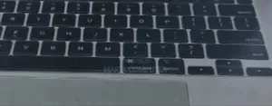 New Laptop Apple MacBook Pro 2019 16GB Intel Core I7 SSD 512GB