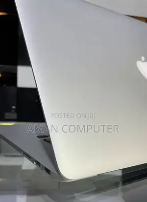 New Laptop Apple MacBook Pro 2015 16GB Intel Core I7 SSD 256GB