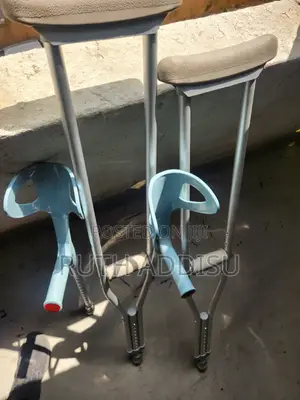 Elbow Crutches吞68elbow and Axillary Bilateral Crutches建432crutches