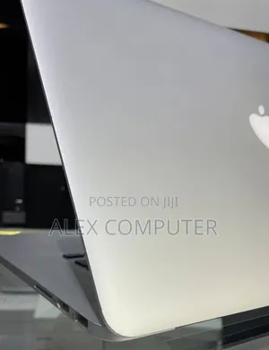New Laptop Apple MacBook 2015 16GB Intel Core I7 SSD 256GB