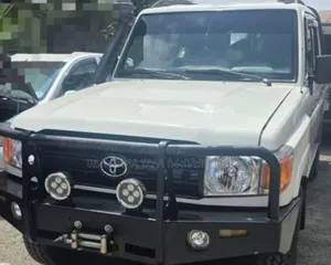 Toyota Land Cruiser 2019 White
