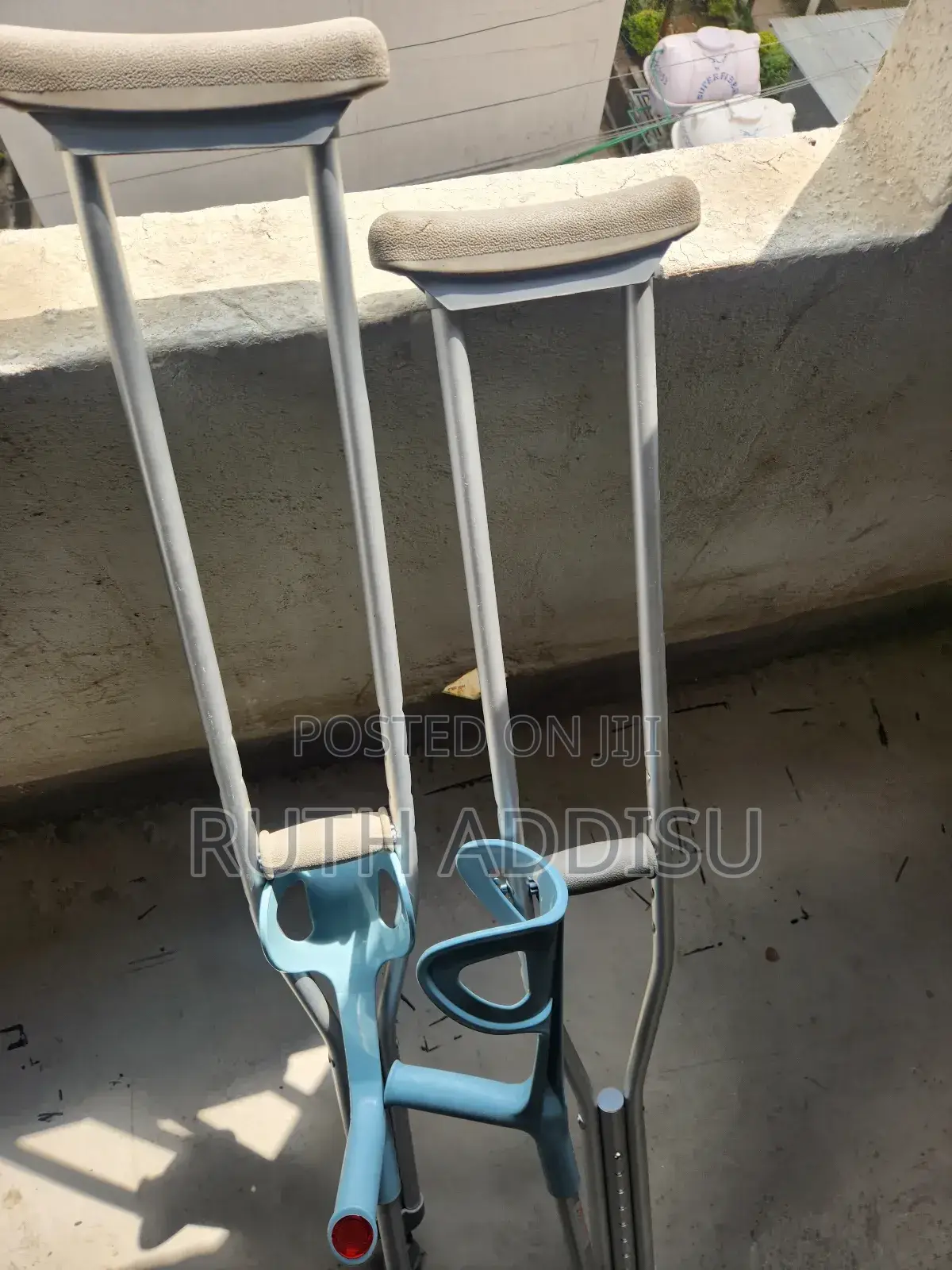 Crutches朱槿crutches堵死crutches痂了crutches;* 老crutches腔說crutches Medical