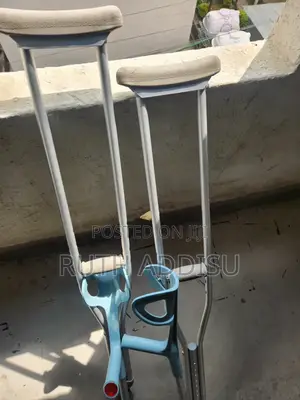 Crutches朱槿crutches堵死crutches痂了crutches;* 老crutches腔說crutches Medical