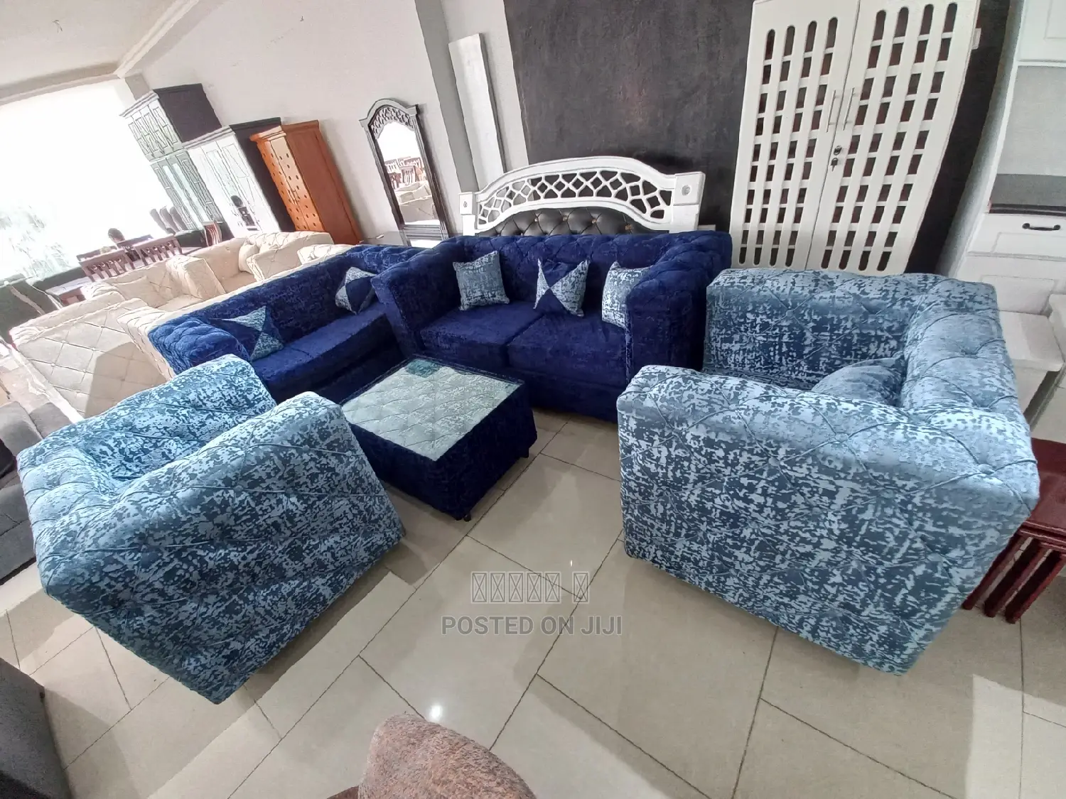 3+2+1+1 Sofa