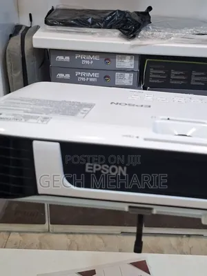 Epson Projector Model: Eb-X51 Has: Bag Remote Model Name: Eb-X51