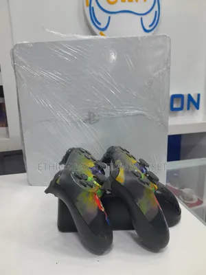 Ps 4 Slim አሪፍ እቃ ጌም ዞን ለከፈታቹ