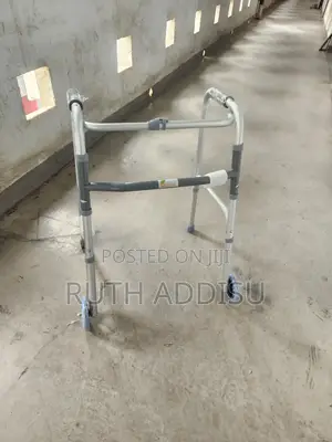 Walker Foldable Walking Aid廟宇brand New Walker痲我walker寄送walker Medical