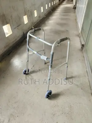 Almunium With Wheel Walker轟隆almunium Walker延伸medical Walker Foldable