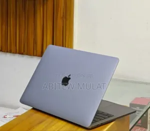 New Laptop Apple MacBook Pro 2019 16GB Intel Core i5 SSD 1T
