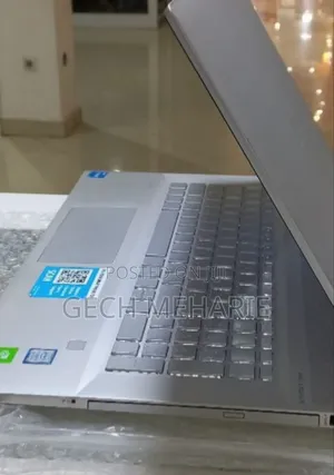 New Laptop HP Envy 17 16GB Intel Core I7 SSD 512GB