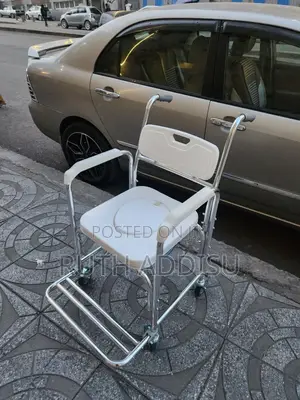 Commode Wheelchair較大wheelchair朱紅wheelchair痲我wheelchair Medical New