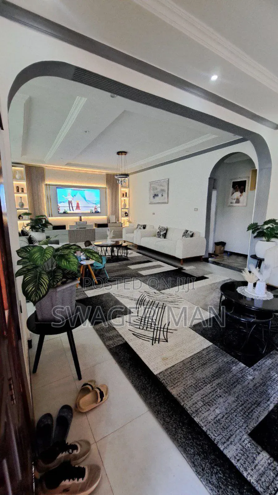 Furnished 6bdrm Villa in Tafo Sheger, Yeka for sale