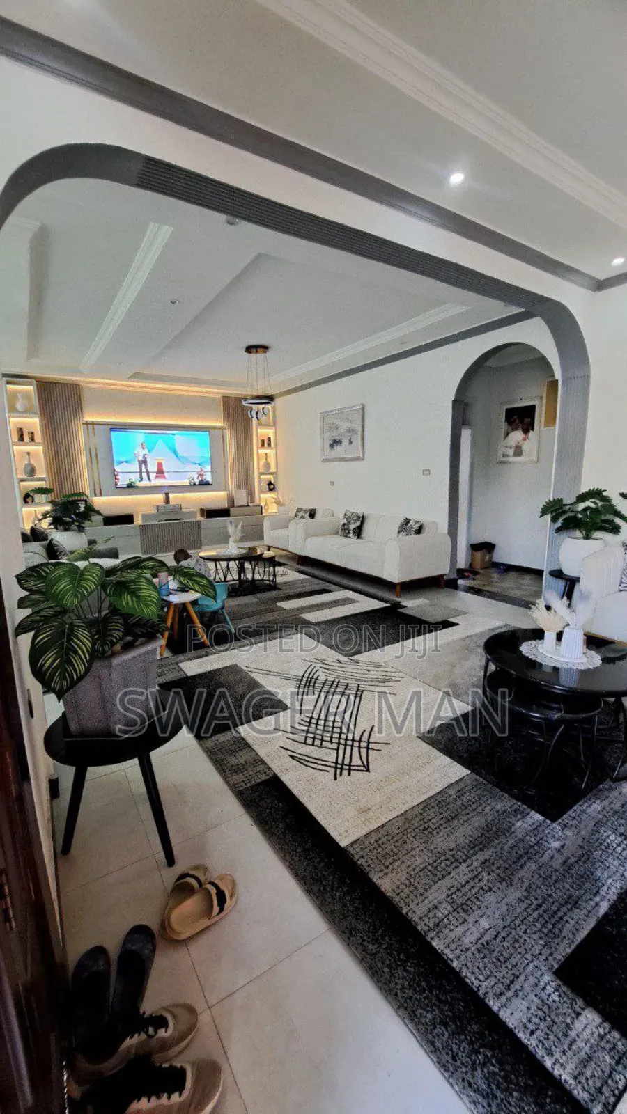 Furnished 6bdrm Villa in Tafo Sheger, Yeka for sale